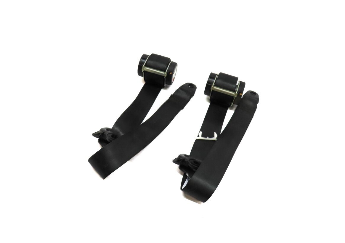 Thumbnail 1: 2016 LAND ROVER LR4 REAR LEFT & RIGHT 2ND ROW SEATBELT RETRACTOR SET 2 (BLACK)