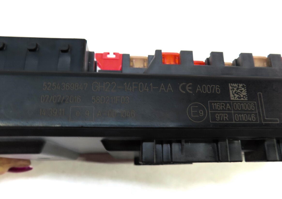Thumbnail 18: 2016 LAND ROVER LR4 ENGINE ECM BODY BCM SPEEDOMETER ANTI-THEFT MODULE & KEY SET