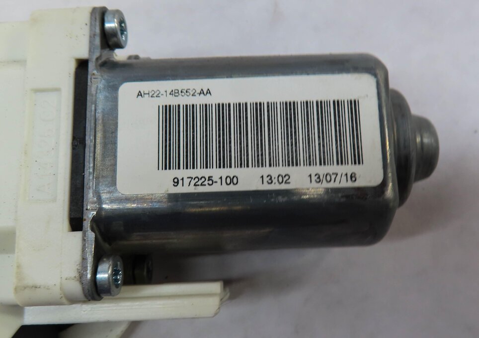 Thumbnail 5: 2010-2016 LR4 RANGE ROVER SPORT (L320) RIGHT FRONT PASSENGER POWER WINDOW MOTOR