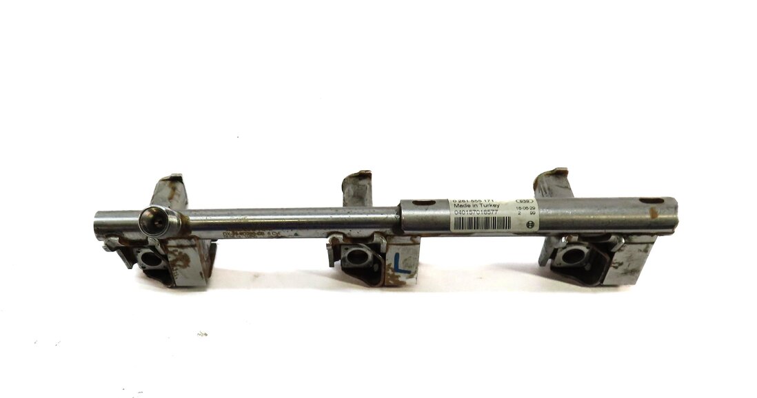 Thumbnail 3: 2016 LAND ROVER LR4 3.0L SUPER SUPERCHARGED LEFT FUEL RAIL FX239G802AC
