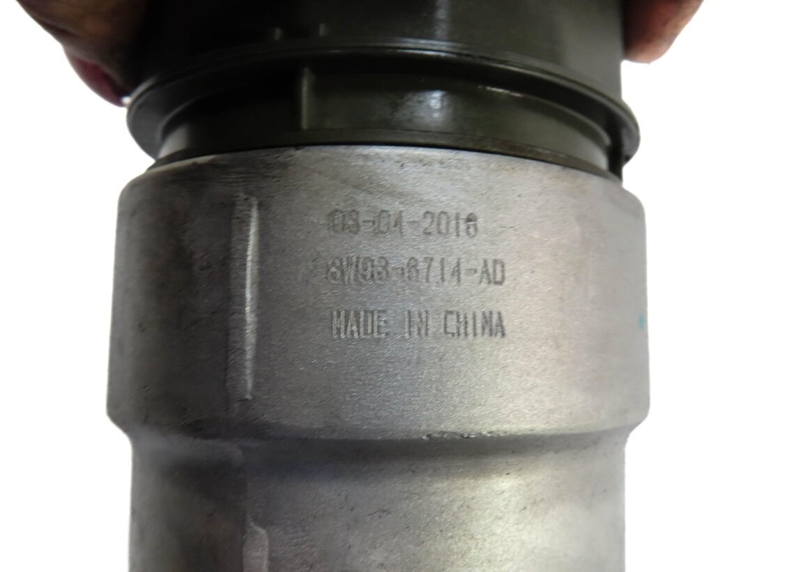 Thumbnail 5: 2016 LAND ROVER LR4 3.0L SUPER SUPERCHARGED ENGINE OIL FILTER HOUSING