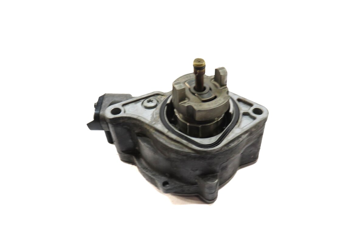 Thumbnail 3: 2010-2019 RANGE ROVER SPORT LR4 JAGUAR XE XF XK - 3.0L / 5.0L BRAKE VACUUM PUMP