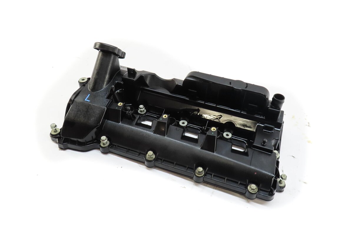 2014-2017 LR4 RANGE ROVER SPORT DISCOVERY (L405 L494 L462) 3.0L LEFT VALVE COVER