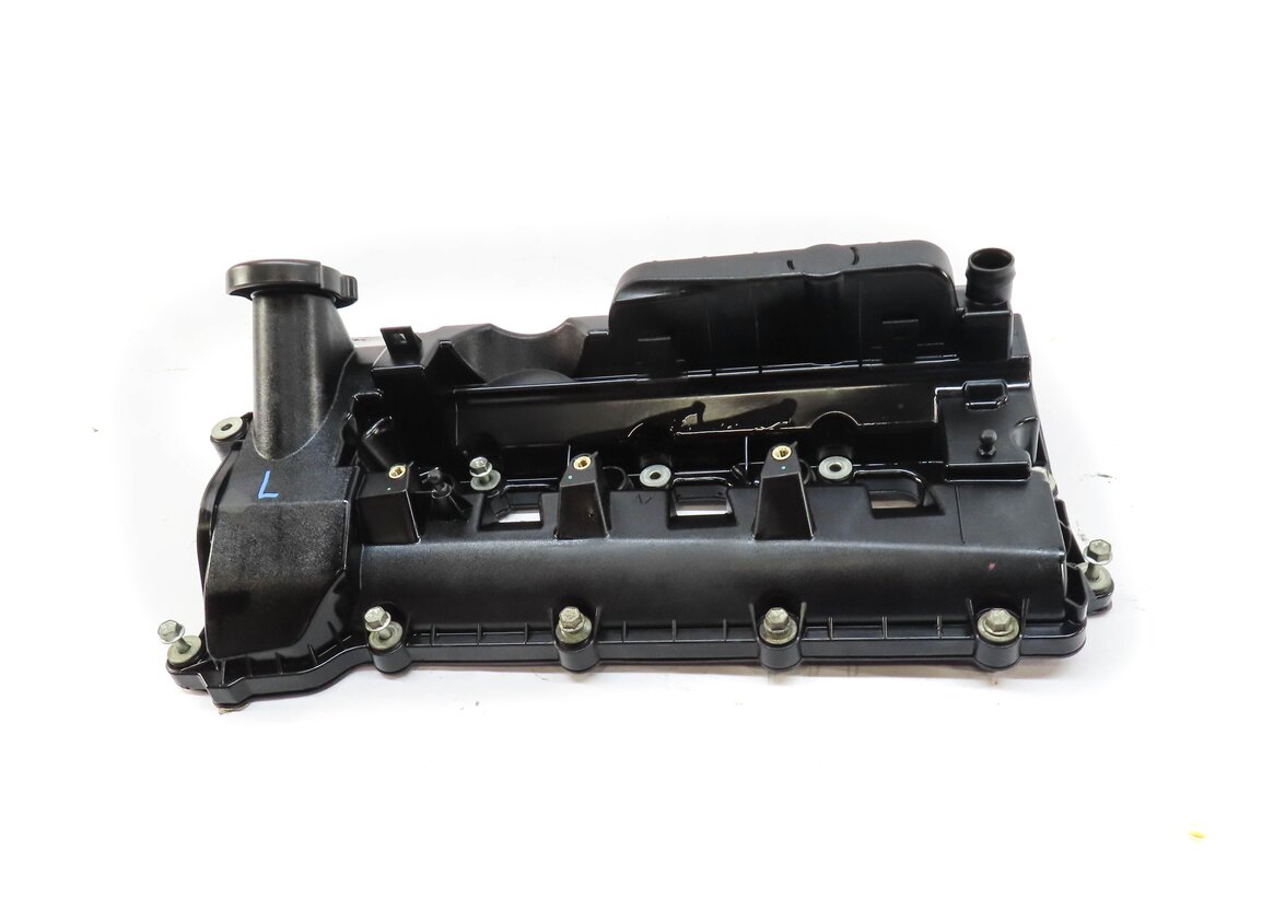 Thumbnail 2: 2014-2017 LR4 RANGE ROVER SPORT DISCOVERY (L405 L494 L462) 3.0L LEFT VALVE COVER