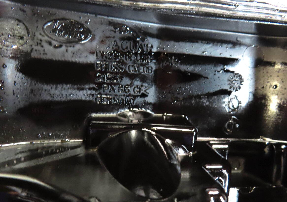 Thumbnail 5: 14-17 LR4 RANGE ROVER SPORT DISCOVERY (L405 L494 L462) 3.0L RIGHT VALVE COVER
