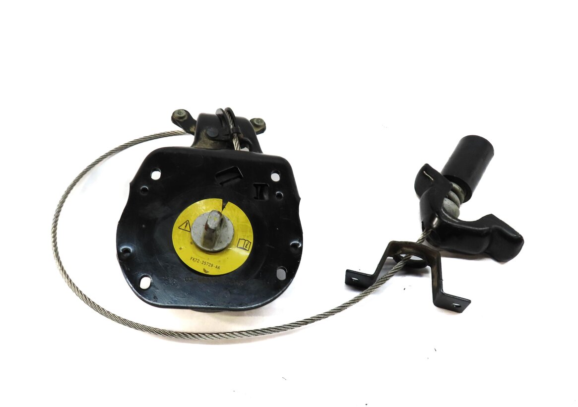 Thumbnail 4: 2016 LAND ROVER LR4 TRUNK EMERGENCY ROADSIDE SPARE TIRE HOLDER WINCH