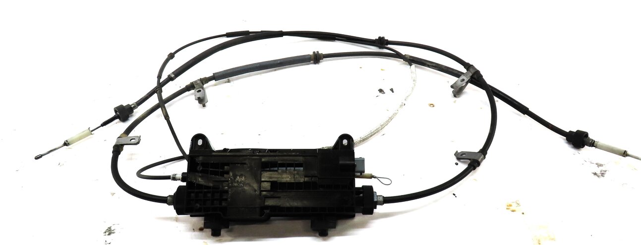 Thumbnail 5: 2016 LAND ROVER LR4 REAR HILL EMERGENCY PARKING E-BRAKE ACTUATOR w/ CABLES