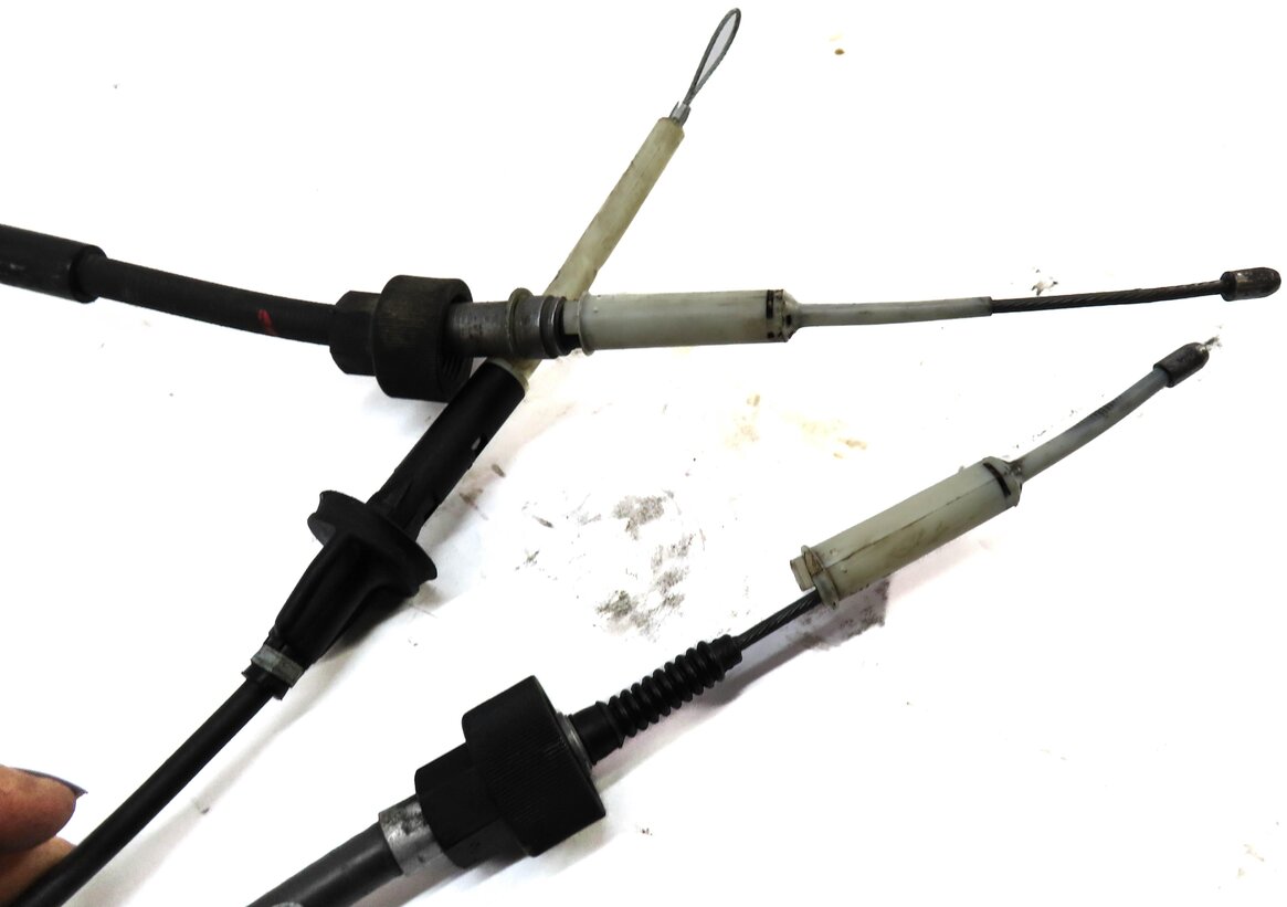 Thumbnail 7: 2016 LAND ROVER LR4 REAR HILL EMERGENCY PARKING E-BRAKE ACTUATOR w/ CABLES
