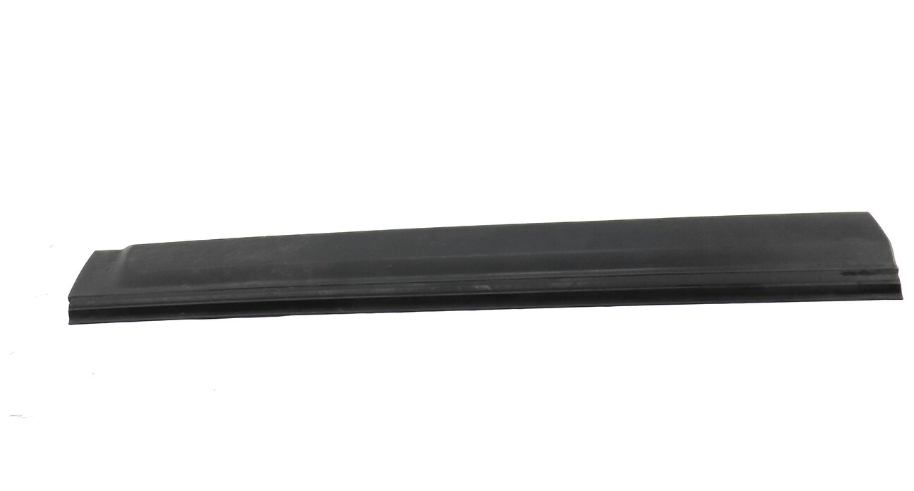 Thumbnail 2: 2016 LAND ROVER LR4 FRONT LEFT DRIVER LOWER DOOR TRIM MOULDING (GRAY)