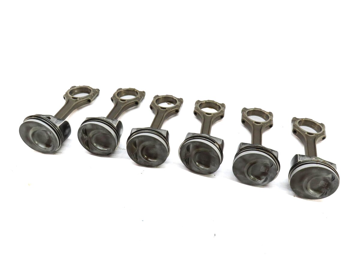Thumbnail 1: 2011-2018 PORSCHE CAYENNE (958) 3.6L M55 VR6 ENGINE PISTON w/ CONNECTING ROD SET