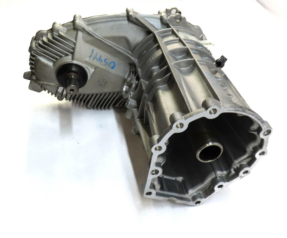 Thumbnail 3: 2013 PORSCHE CAYENNE (958) 3.6L ENGINE FRONT TRANSFER CASE ASSEMBLY (ID# MPT)