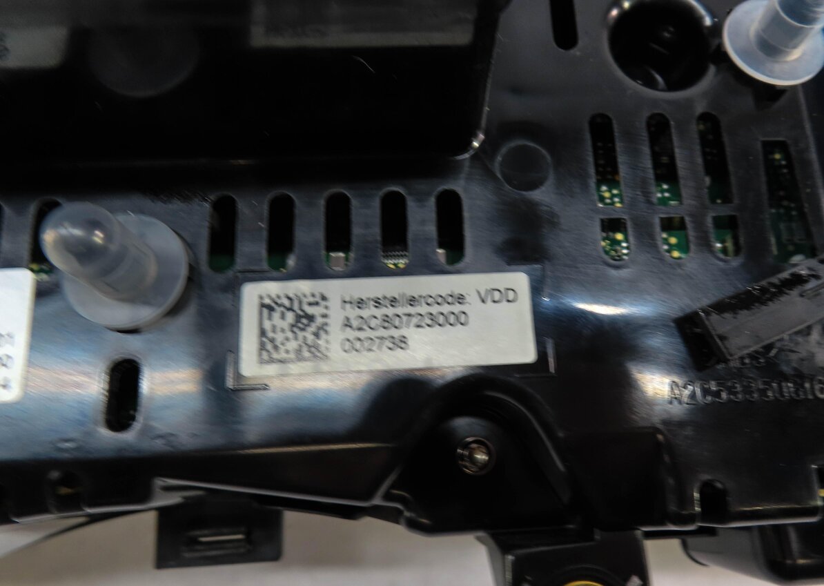 Thumbnail 7: 2013-2018 PORSCHE CAYENNE (958) SPEEDOMETER INSTRUMENT GAUGE CLUSTER