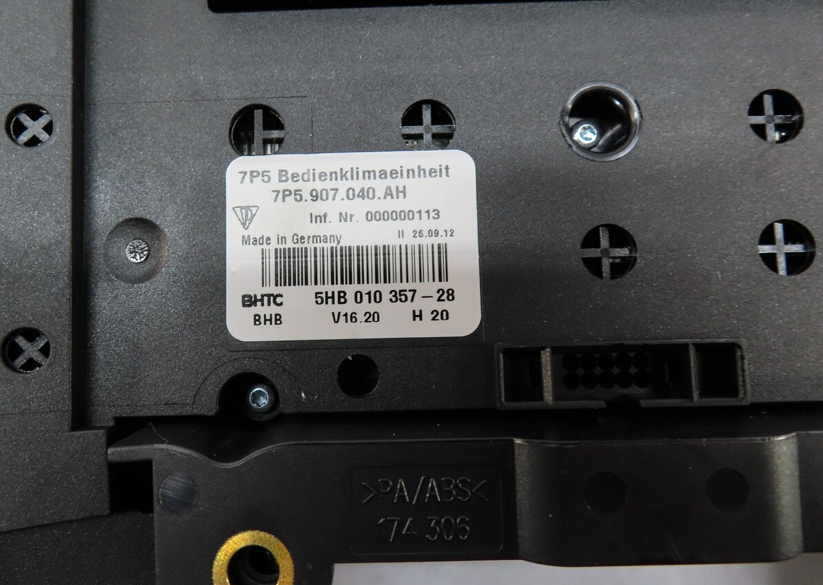 Thumbnail 4: 11-18 PORSCHE CAYENNE (958) FRONT HEATER A/C TEMPERATURE CONTROL w/ CLIMATRONIC