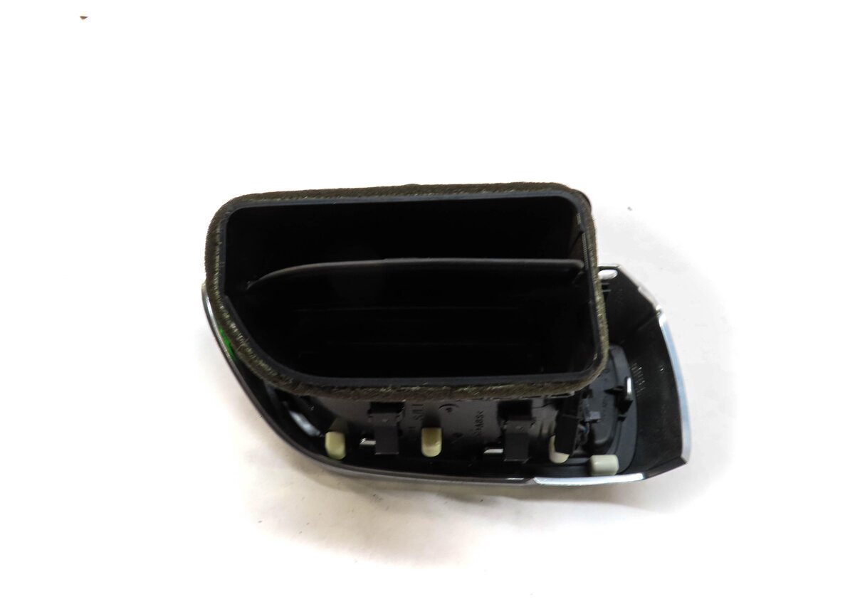 Thumbnail 4: 2013 PORSCHE CAYENNE (958) FRONT LEFT DRIVER OUTER DASH HEATER A/C AIR VENT