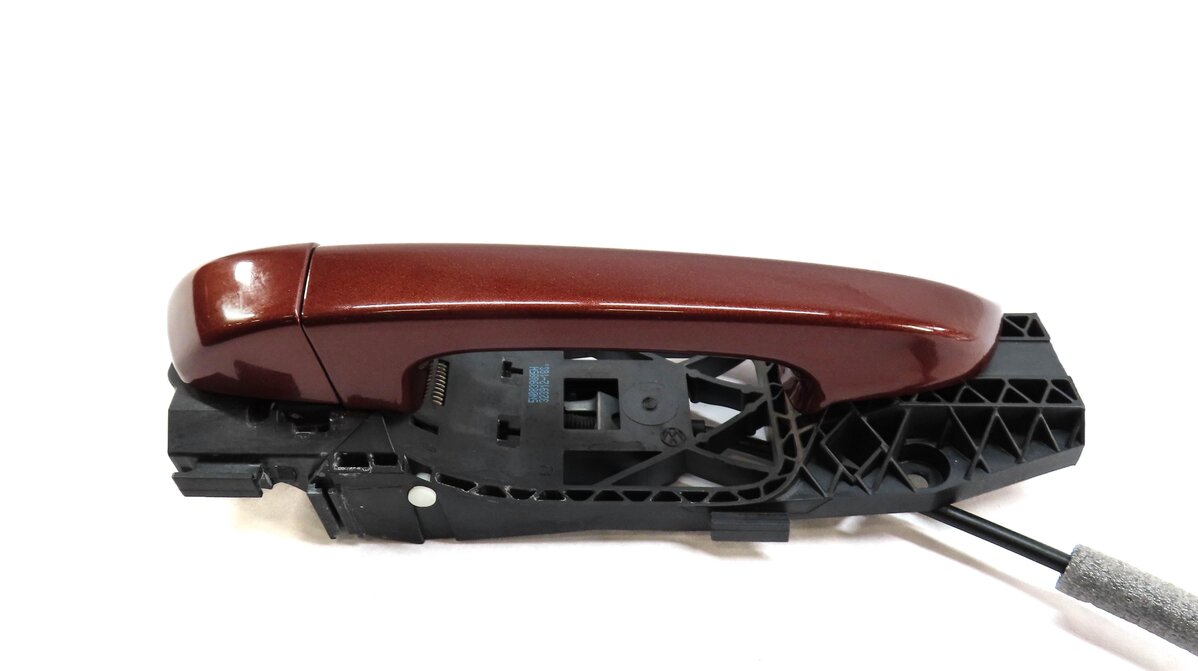 Thumbnail 3: 11-18 PORSCHE CAYENNE (958) RIGHT FRONT PASSENGER DOOR HANDLE (AUBURN RED MET.)