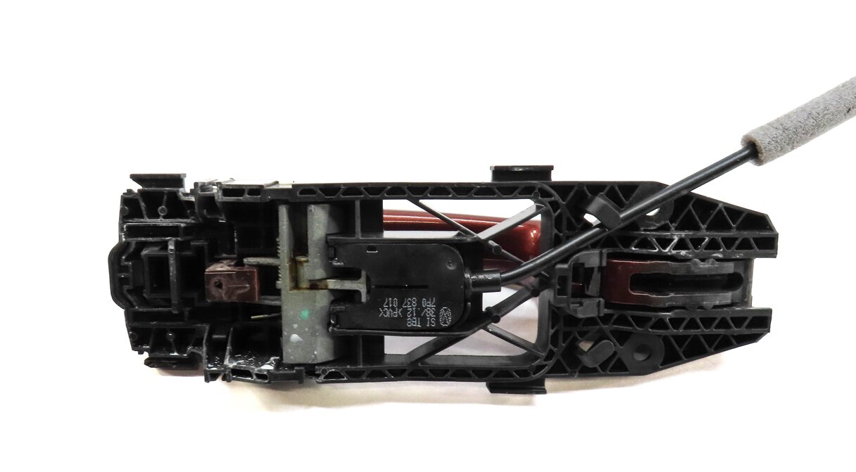 Thumbnail 4: 11-18 PORSCHE CAYENNE (958) RIGHT FRONT PASSENGER DOOR HANDLE (AUBURN RED MET.)