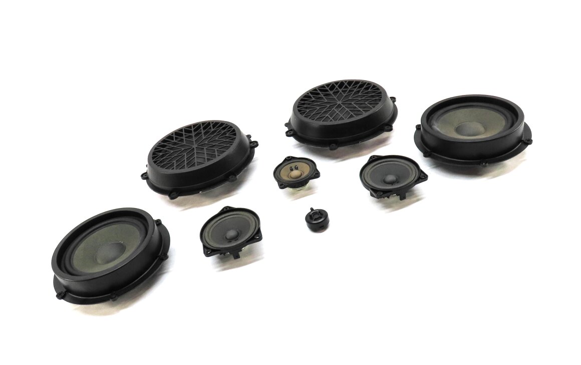 Thumbnail 3: 2013 PORSCHE CAYENNE (958) RADIO STEREO SUB SUBWOOFER SPEAKER SET
