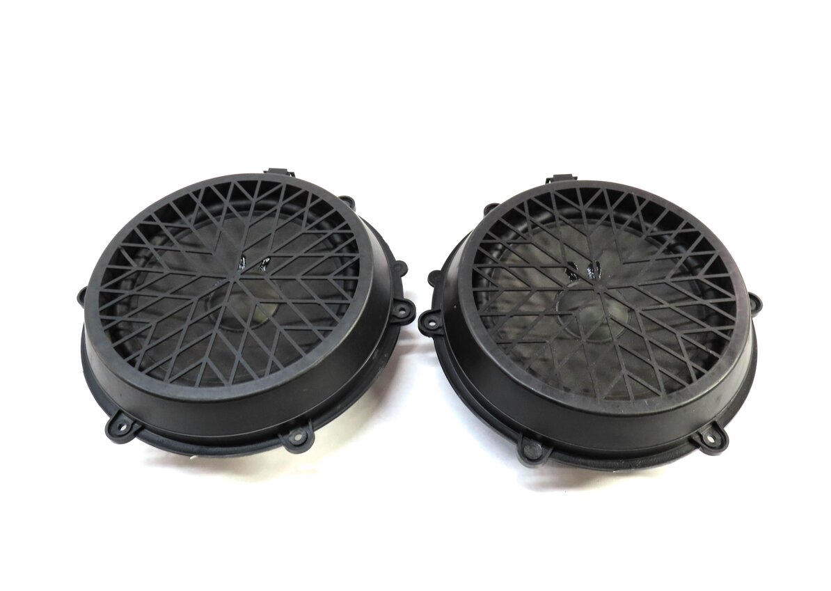 Thumbnail 4: 2013 PORSCHE CAYENNE (958) RADIO STEREO SUB SUBWOOFER SPEAKER SET