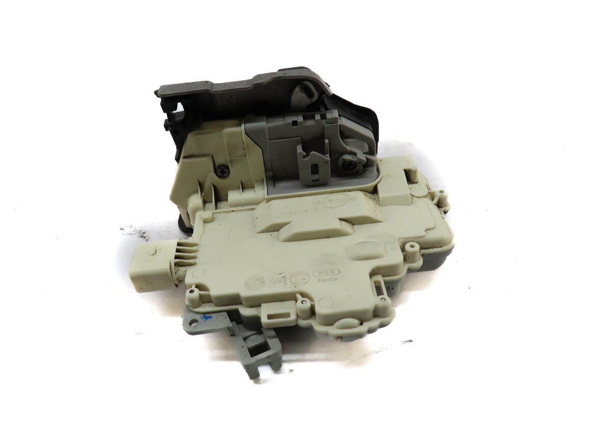 Thumbnail 2: 2011-2018 PORSCHE CAYENNE (958) REAR RIGHT DOOR LOCK LATCH ACTUATOR MOTOR