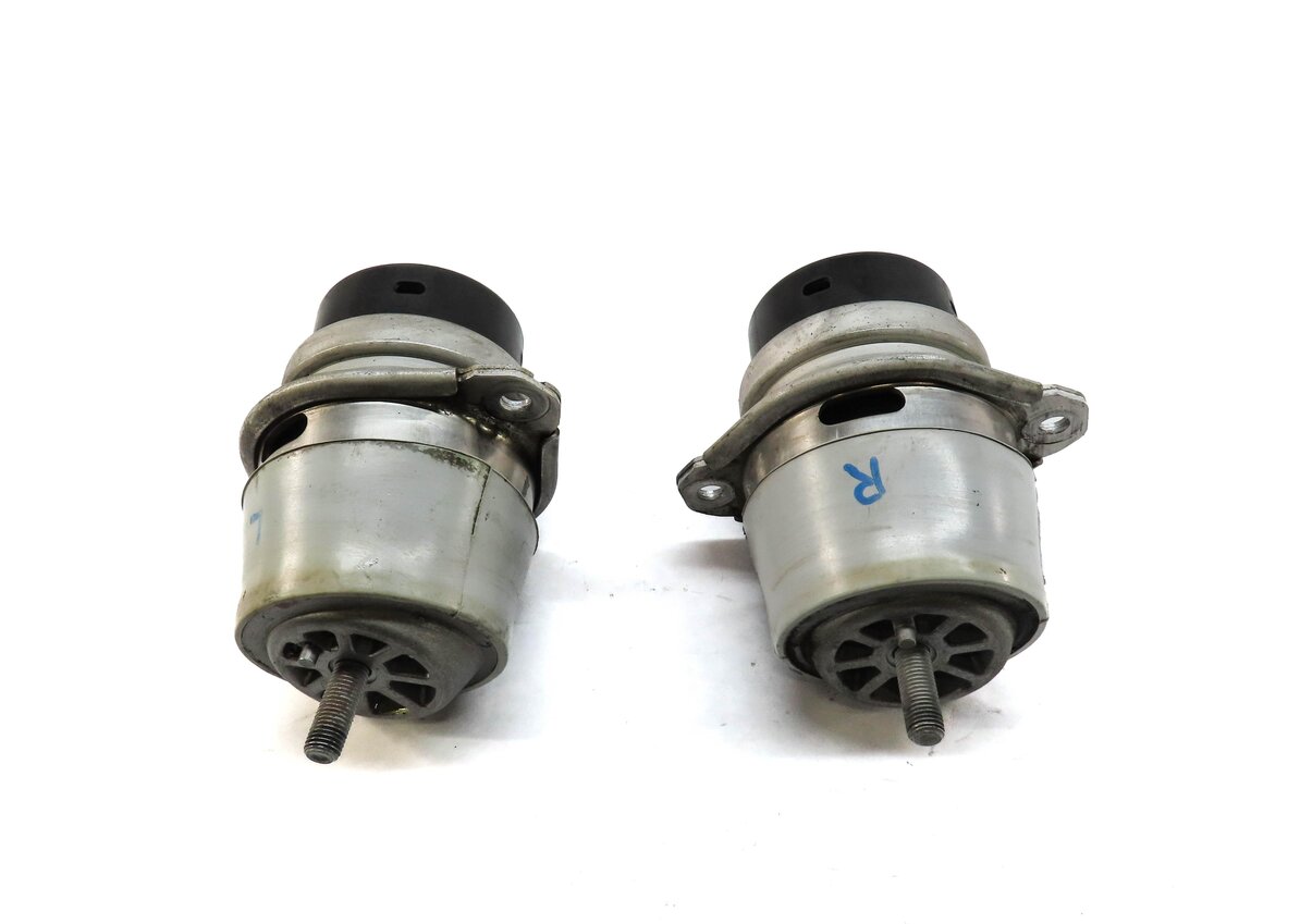Thumbnail 3: 2013 PORSCHE CAYENNE (958) 3.6L M55 ENGINE LEFT & RIGHT MOTOR MOUNT SET-2