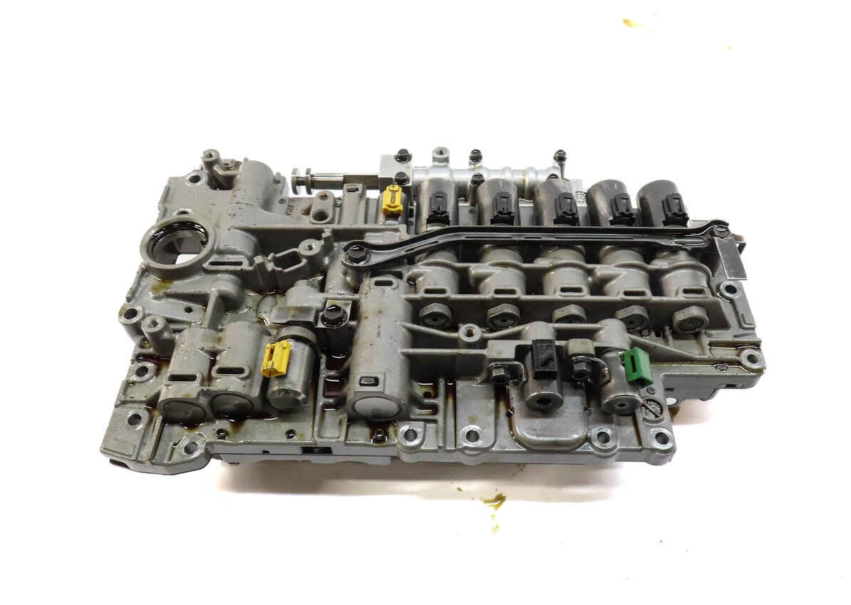 Thumbnail 6: 2011-2018 PORSCHE CAYENNE (958) 3.6L ENGINE A/T AUTOMATIC TRANSMISION VALVE BODY