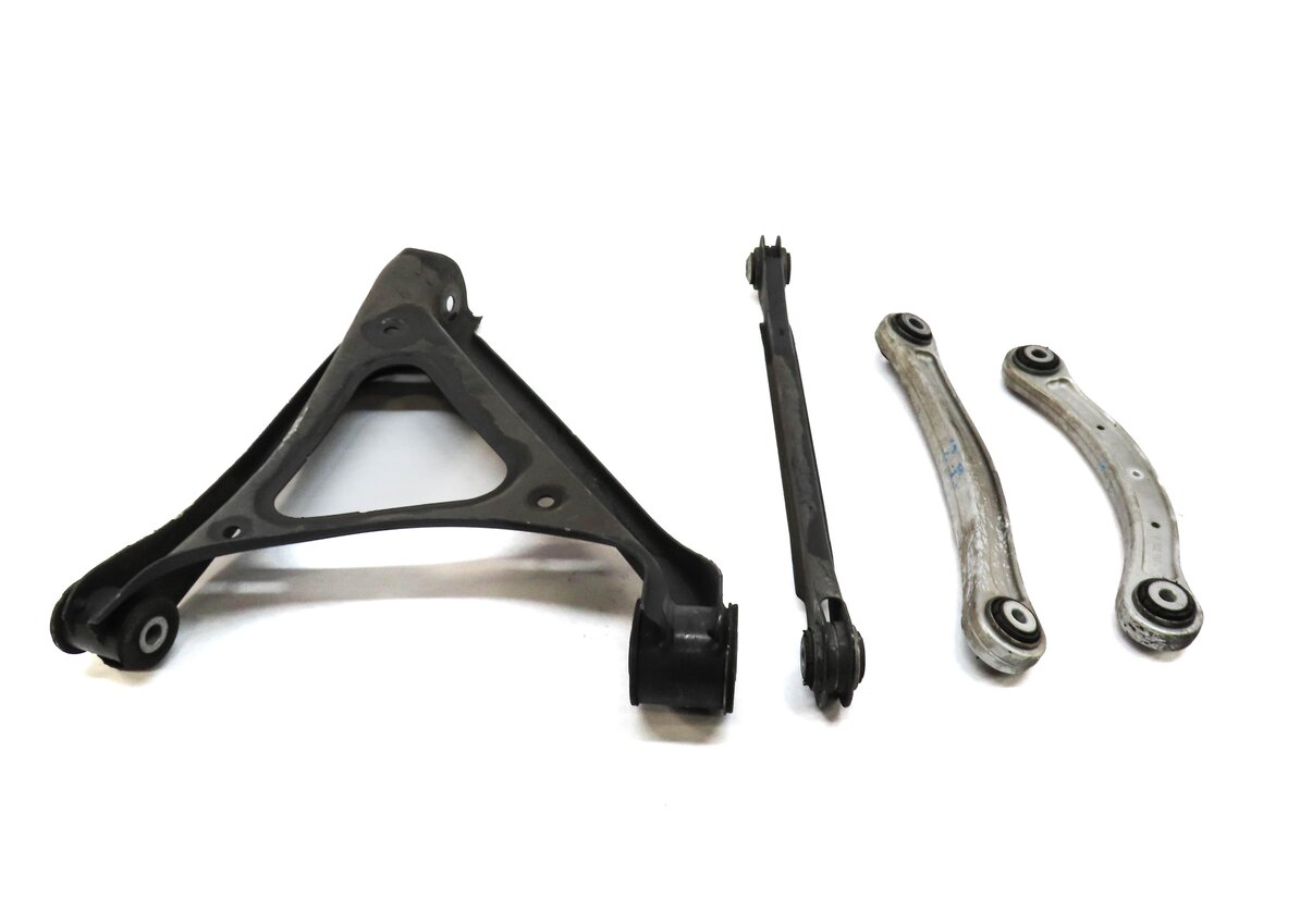 Thumbnail 2: 2011-2015 PORSCHE CAYENNE (958) RIGHT PASSENGER REAR CONTROL ARM SET