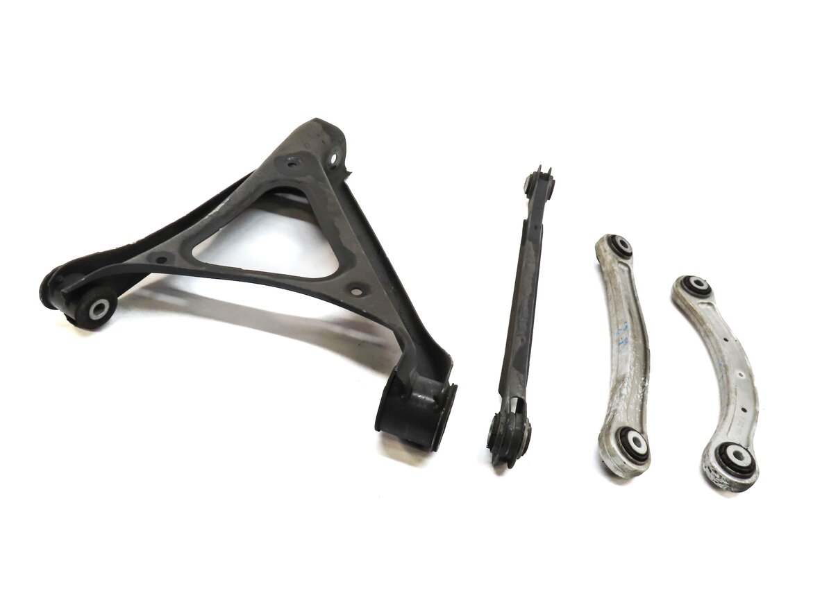 Thumbnail 3: 2011-2015 PORSCHE CAYENNE (958) RIGHT PASSENGER REAR CONTROL ARM SET
