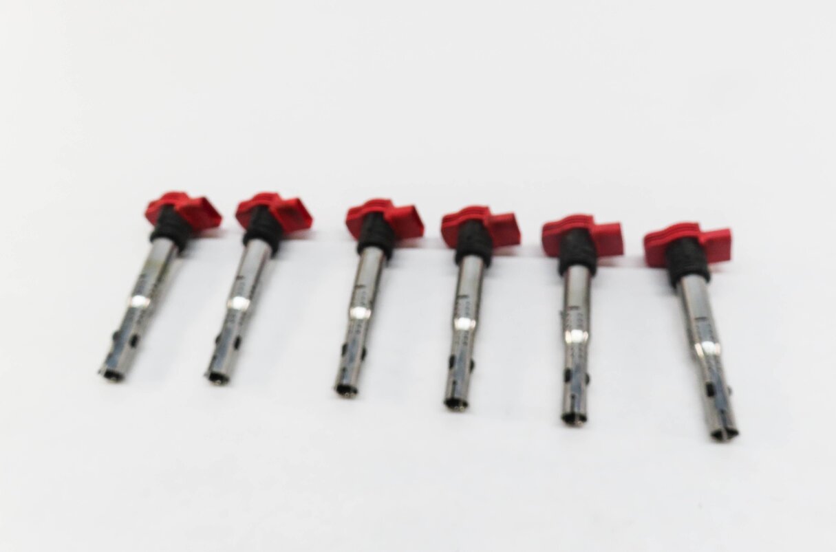 Thumbnail 3: 2005-2017 AUDI A4 S4 A5 S5 A6 S6 A7 A8 Q5 SQ5 Q7 R8 S8 - IGNITION COIL SET 6