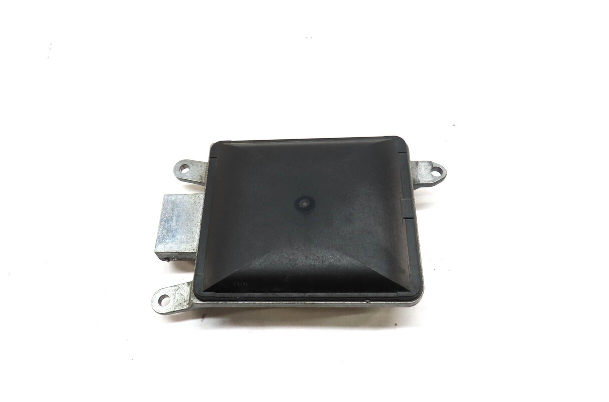 Thumbnail 2: 2013-2017 AUDI Q7 (4L 4M) LEFT DRIVER REAR LANE CHANGE BLIND SPOT MODULE (SLAVE)