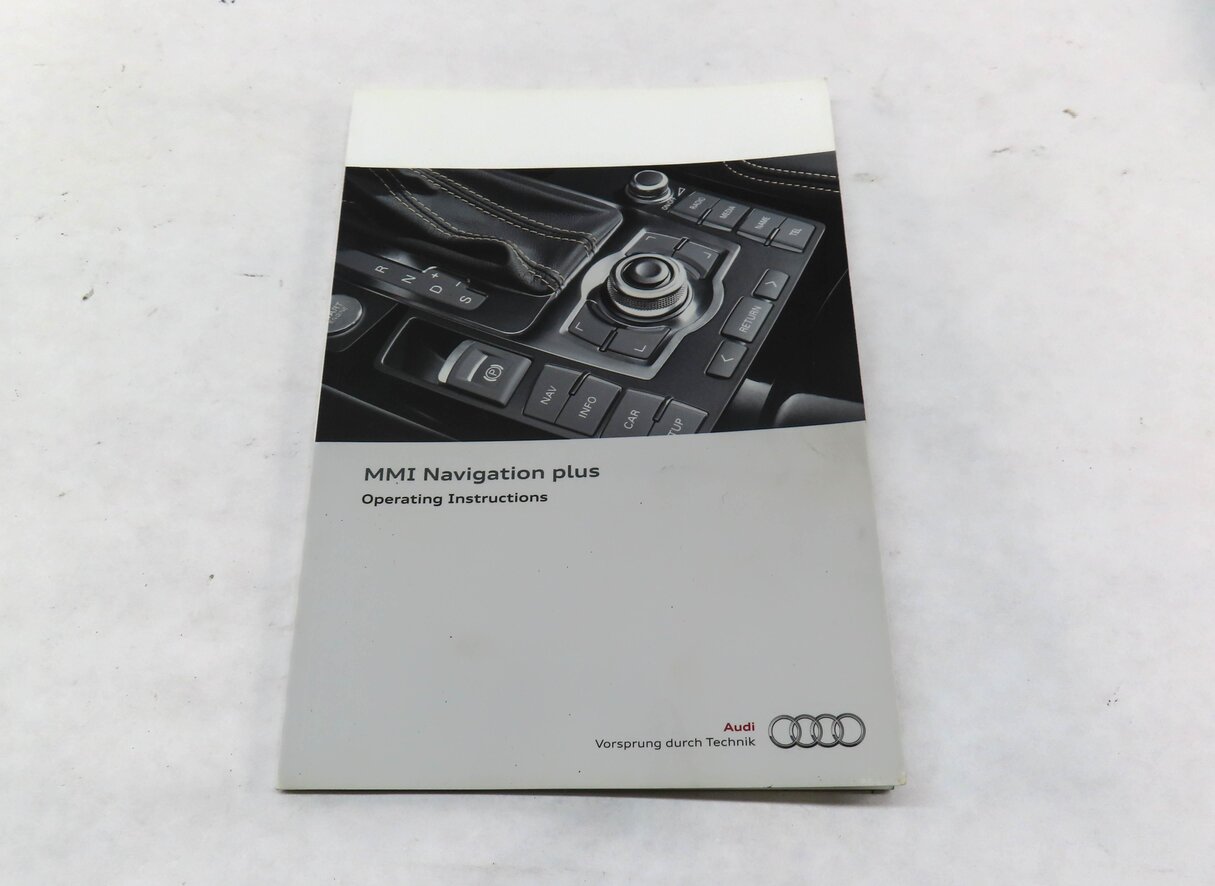 Thumbnail 5: 2013 AUDI Q7 (4L) OWNERS MANUAL SET OF 5 w/ CARRYING CASE