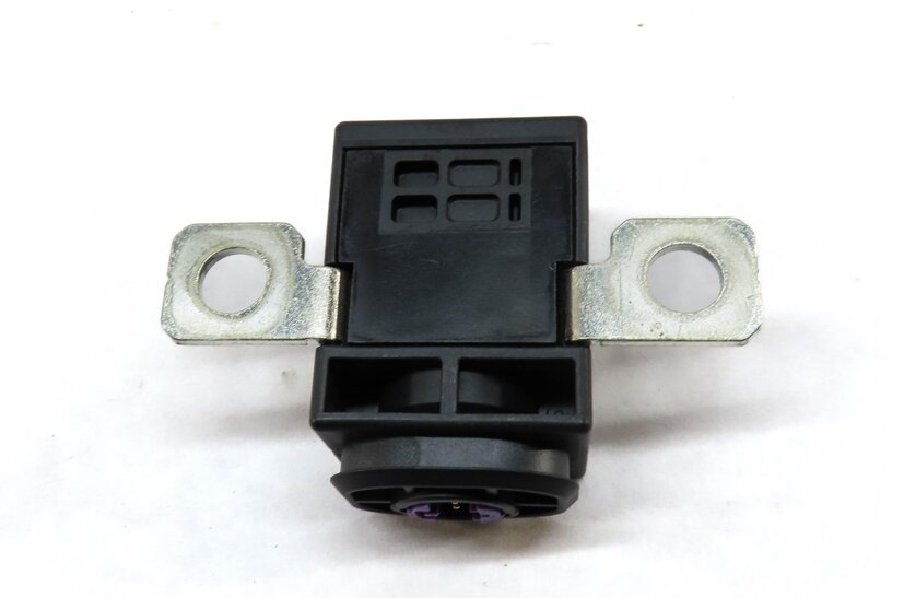 Thumbnail 4: 2013 AUDI Q7 (4L) BATTERY OVERLOAD SAFETY SWITCH 4F0915519