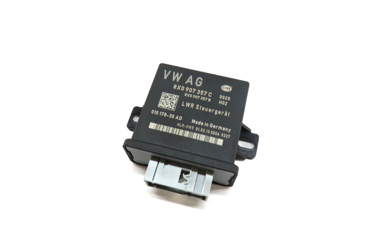 2013 AUDI Q7 (4L) HEADLIGHT RANGE CONTROL MODULE 8X0907357C