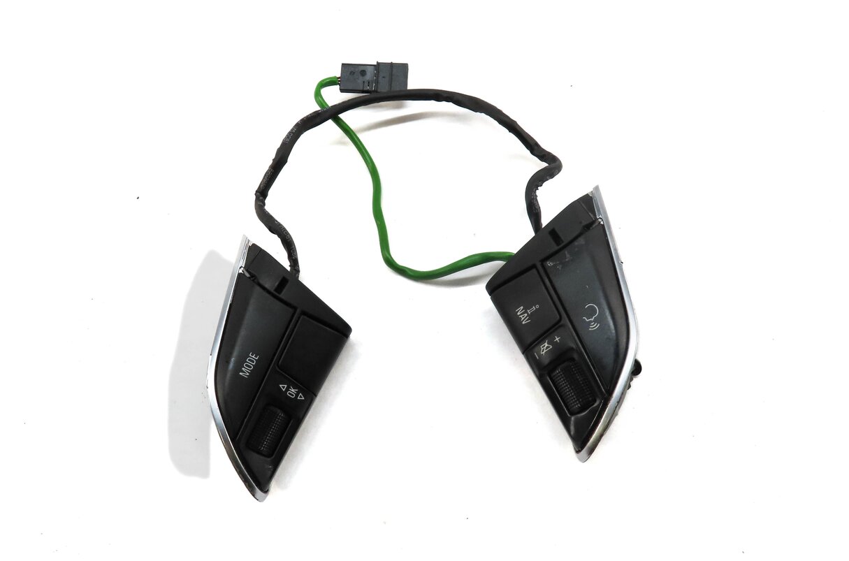 Thumbnail 4: 2013 AUDI Q7 (4L) LEFT & RIGHT STEERING WHEEL MULTIFUNCTION SWITCH SET OF 2