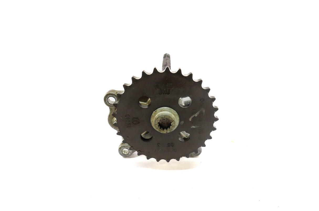 Thumbnail 3: 2013 AUDI Q7 (4L) 3.0L ENGINE (CTWB) ENGINE OIL PUMP 06E115105