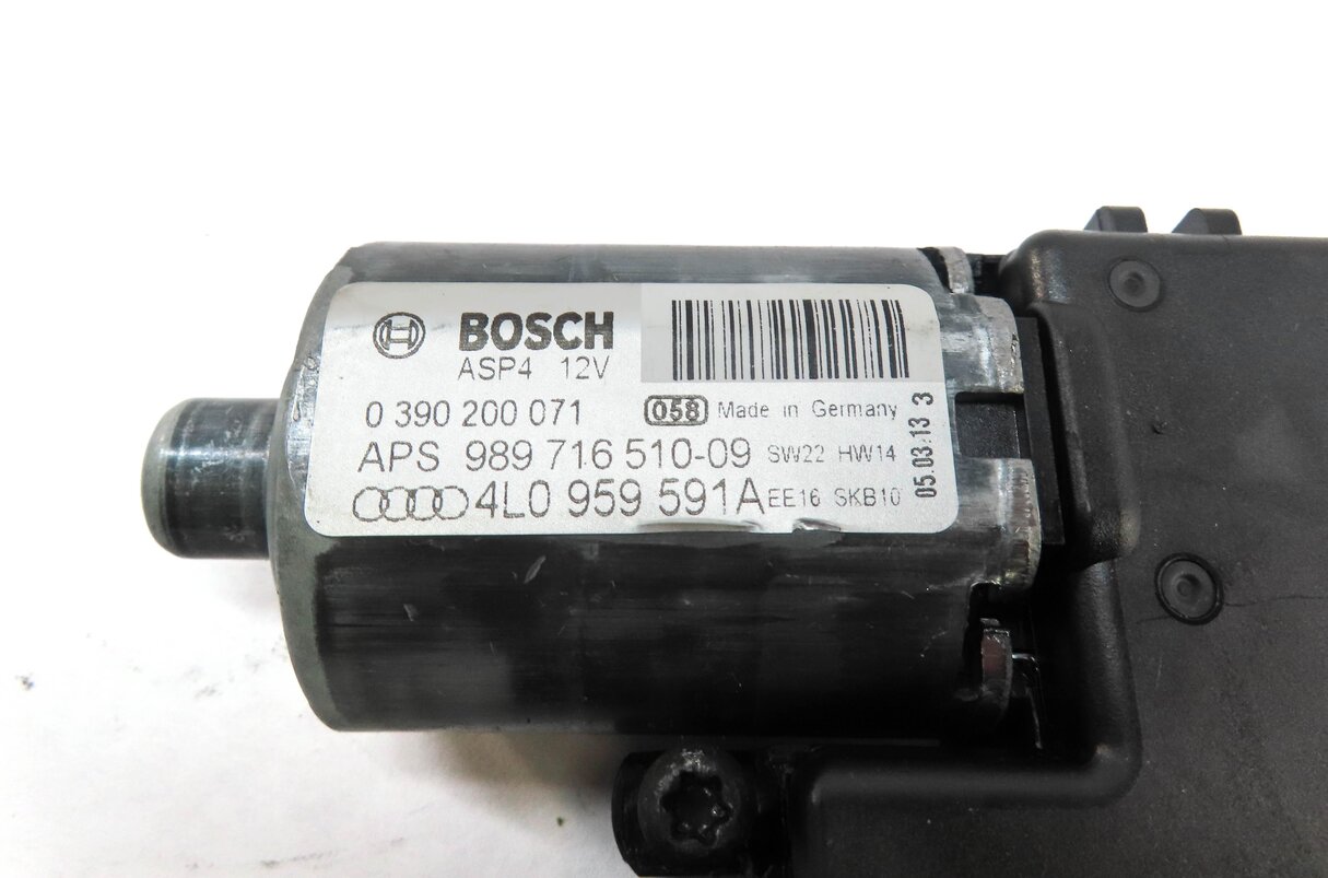 Thumbnail 5: 2007-2014 AUDI Q7 (4L) SUNROOF MOTOR SUN ROOF SUNSHADE SHADE WINDOW MOTOR