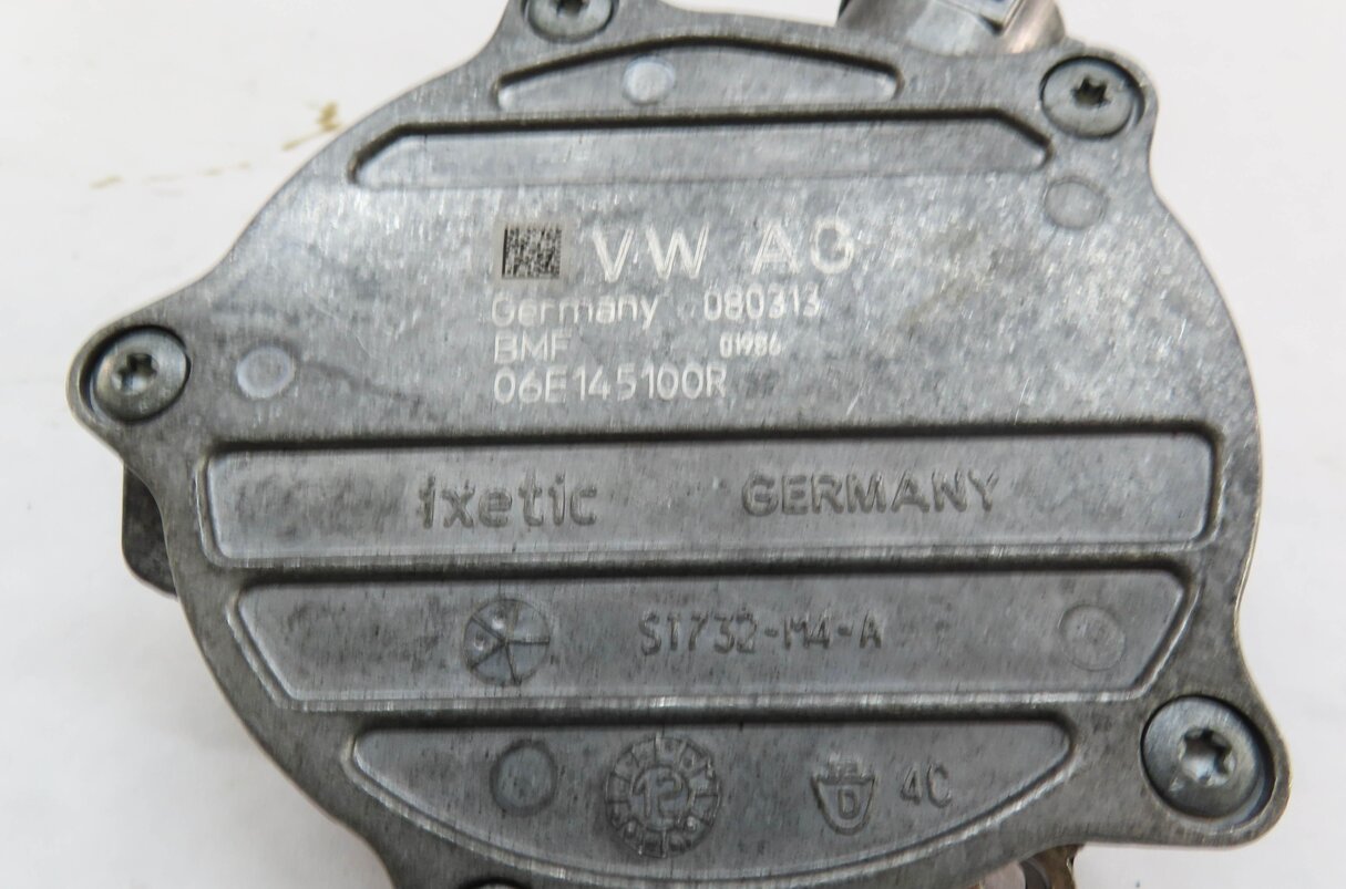 Thumbnail 4: 2013 AUDI Q7 (4L) 3.0L ENGINE (CTWB) BRAKE VACUUM PUMP 06E145100R
