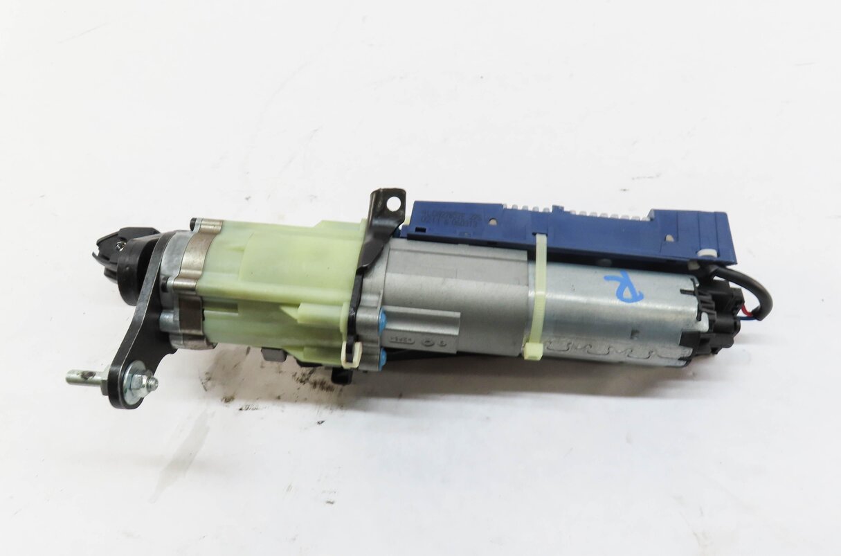 Thumbnail 2: 11-13 AUDI Q7 (4L) RIGHT PASSENGER SIDE REAR TRUNK LIFT GATE ASSIST MOTOR