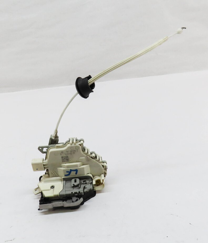 Thumbnail 2: 10-19 AUDI PORSCHE A4 S4 A5 S5 A6 Q3 Q5 Q7 TT 911 B8 8K 8T LEFT FRONT DOOR LATCH