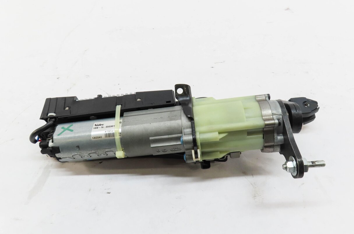 Thumbnail 9: 11-13 AUDI Q7 (4L) LEFT DRIVER SIDE REAR TRUNK LIFT GATE ASSIST MOTOR