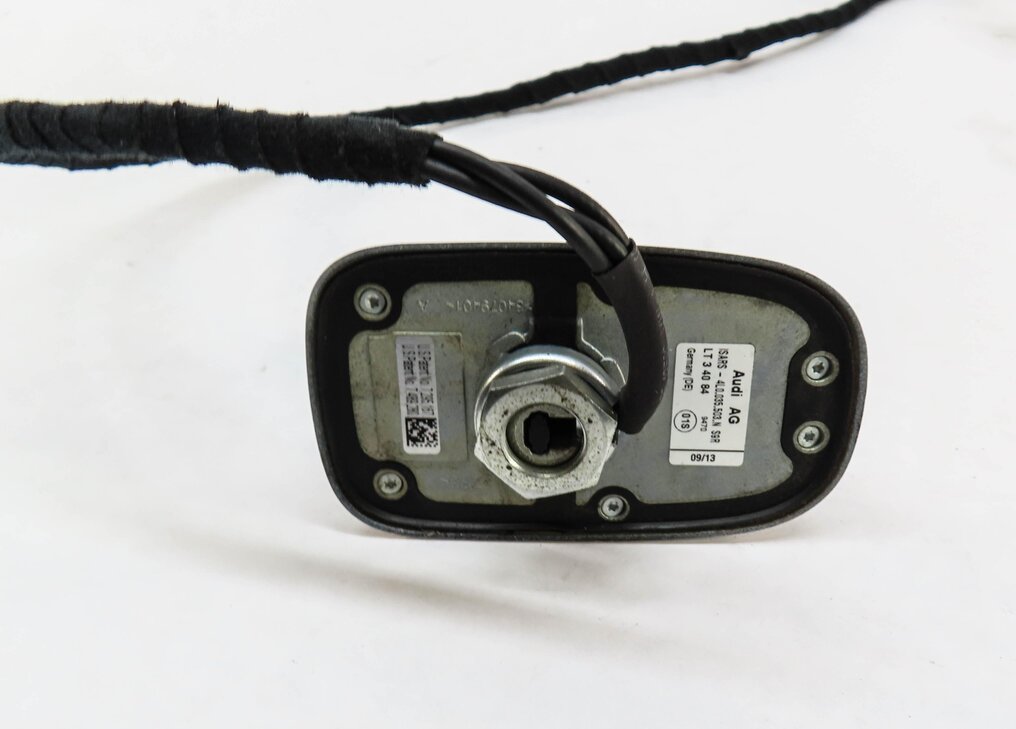 Thumbnail 4: 12-15 AUDI Q7 (4L) RADIO STEREO GPS NAVIGATION SHARK FIN ANTENNA (WHITE 2Y)