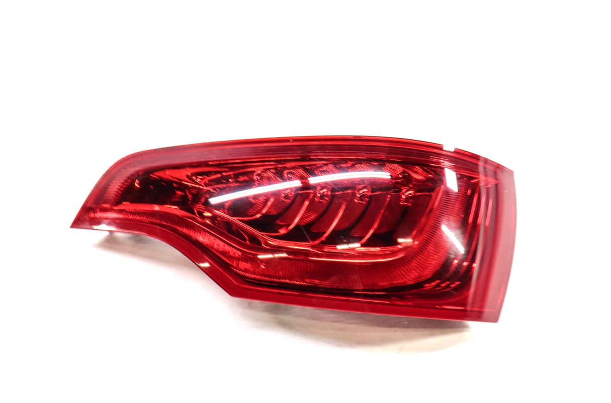 Thumbnail 3: 2010-2015 AUDI Q7 (4L) RIGHT PASSENGER REAR TAILLIGHT BRAKE LIGHT LAMP (LED)