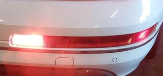 Thumbnail 2: 2007-2015 AUDI Q7 (4L) RIGHT PASSENGER REAR BUMPER LOWER TAILLIGHT LIGHT LAMP