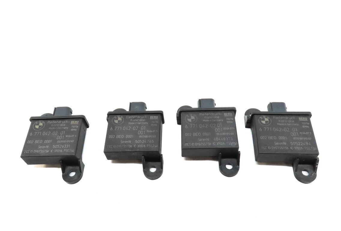 Thumbnail 2: 2008 BMW 535i (E60) TIRE PRESSURE MONITORING SENSOR TPMS SET OF 4