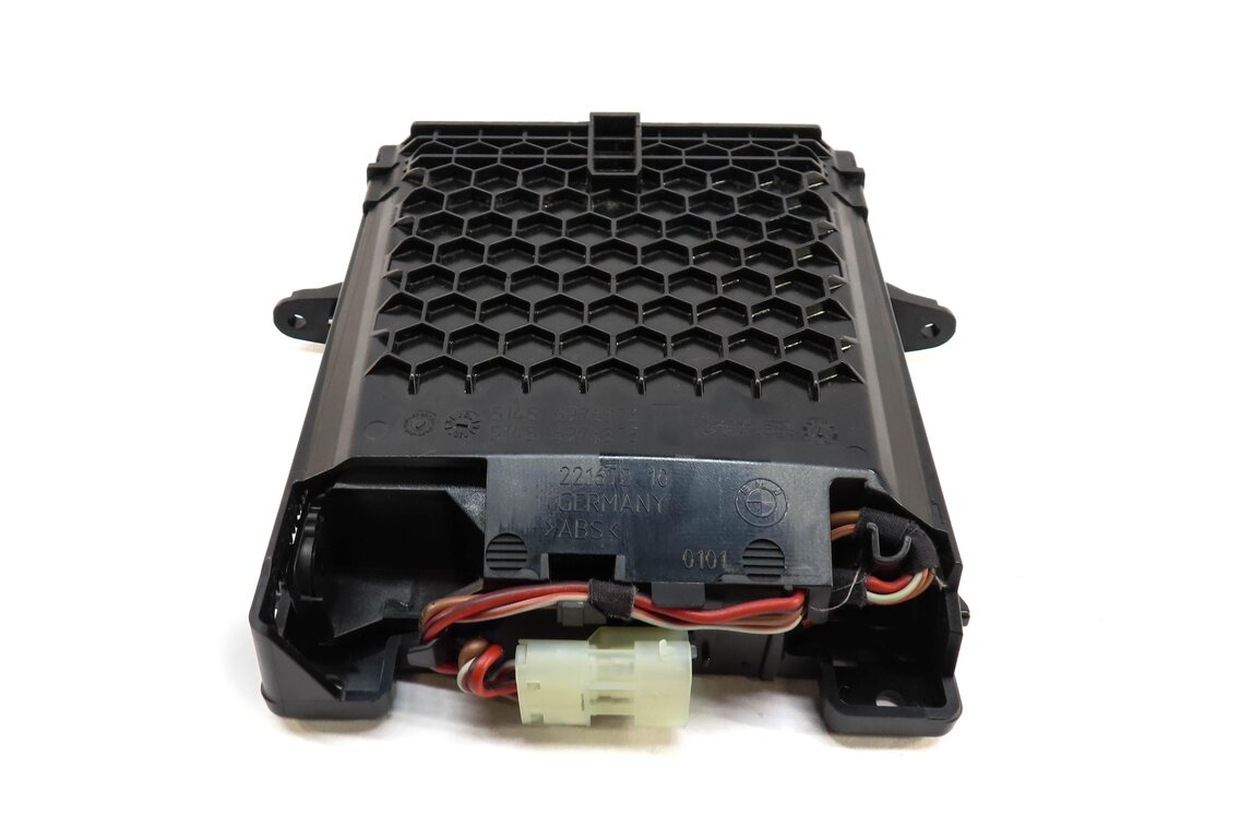 Thumbnail 5: 2008 BMW 535i (E60) FRONT CENTER CONSOLE ASH TRAY BIN w/ 12v SOCKET w/ WOOD TRIM
