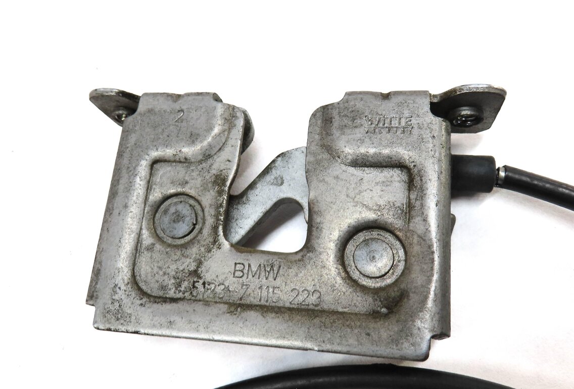 Thumbnail 6: 2008 BMW 535i (E60) HOOD LEFT & RIGHT LOWER LATCH SET OF 2 w/ CABLE 7115223