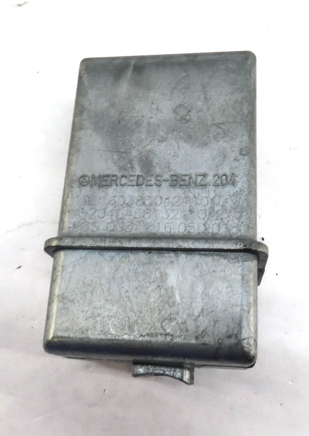 Thumbnail 4: 2014 MERCEDES C250 (W204) STEERING COLUMN LOCK CONTROL MODULE 2045458132