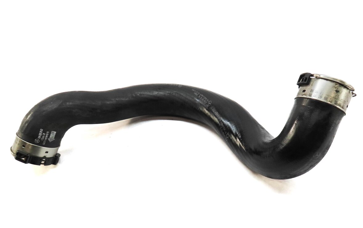 Thumbnail 3: 2014 MERCEDES C250 (W204) 1.8L TURBO ENGINE INTERCOOLER HOSE - RIGHT 2045282682