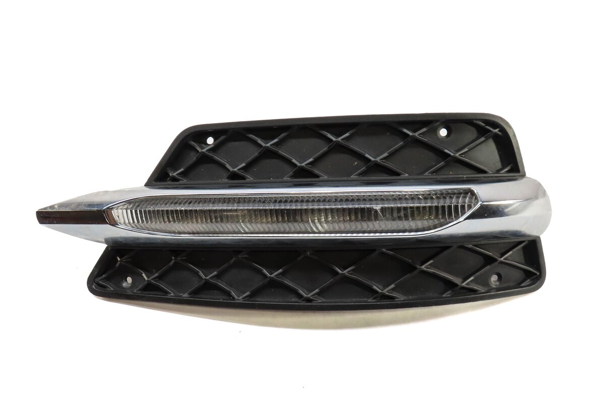 Thumbnail 3: 2012-2015 MERCEDES C250 C350 E350 E550 SLK250 SLK350 - RIGHT LED FOGLIGHT LAMP