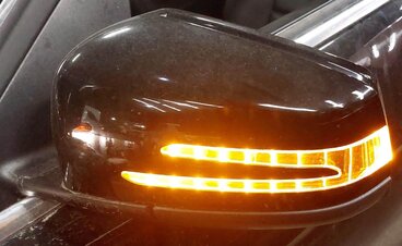 Thumbnail 2: 12-14 MERCEDES C250 (W204) LEFT DRIVER HEATED AUTODIM MEMORY DOOR MIRROR (BLACK)