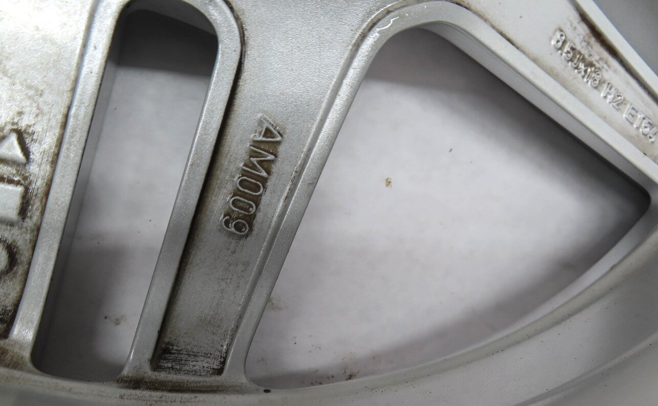 Thumbnail 9: 08-15 MERCEDES BENZ C-CLASS (W204) REAR - 18x8.5 AMG 5 DOUBLE SPOKE WHEEL RIM